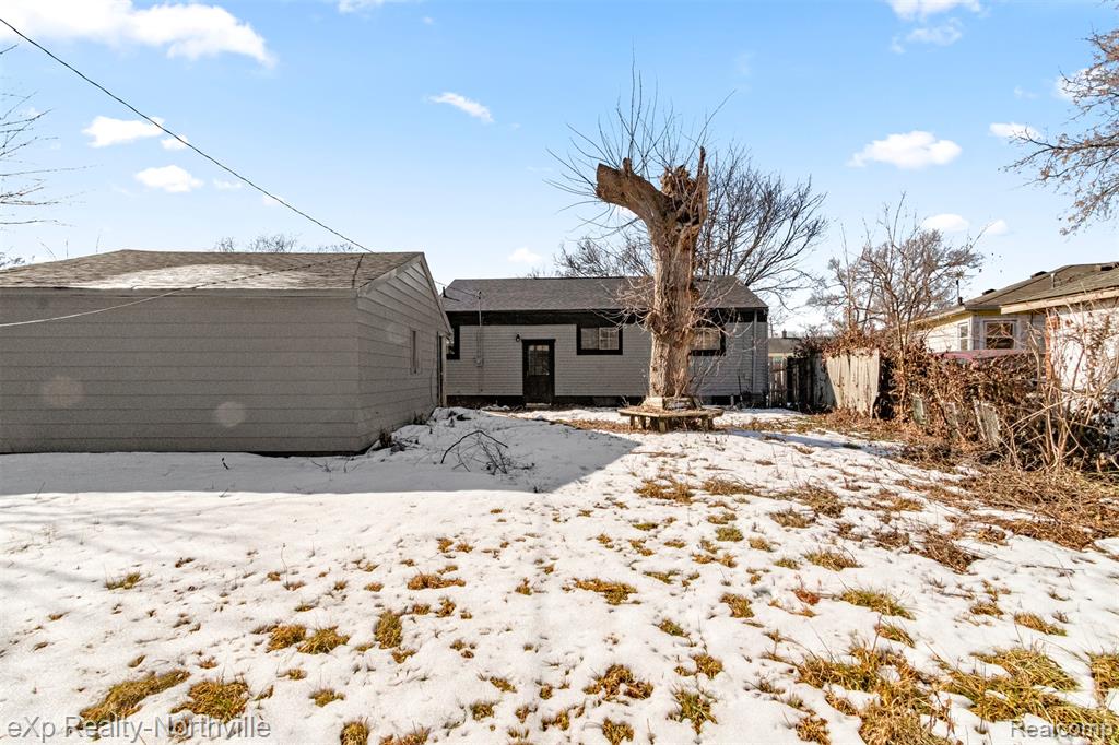 4675 Julius Boulevard, Westland, MI 48186 — Photo 40