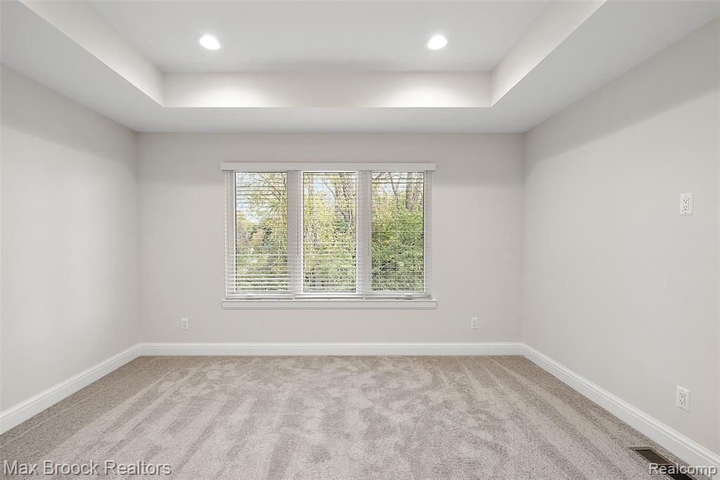 7464 Gramercy Circle, 19, West Bloomfield, MI — Photo 38
