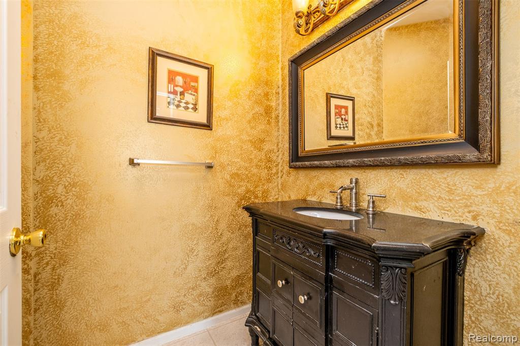 466 Ivy Lane, Troy, MI 48098 — Photo 15