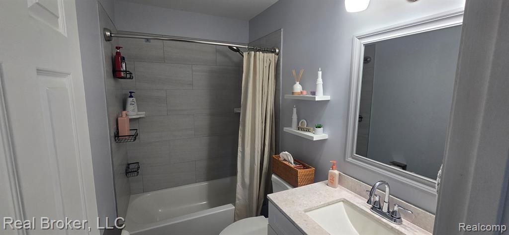29521 Florence Street, Garden City, MI — Photo 8