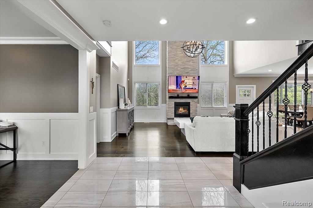 46930 Riverpark E, Macomb, MI 48044 — Photo 17