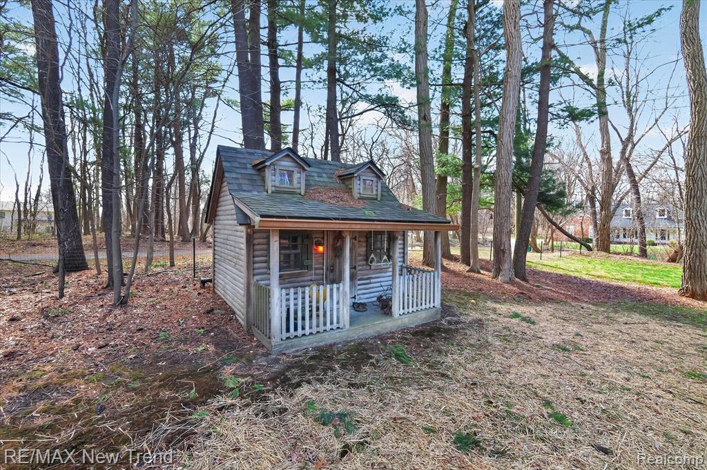 5721 Coralwood Court, Commerce Twp, MI 48382 — Photo 55
