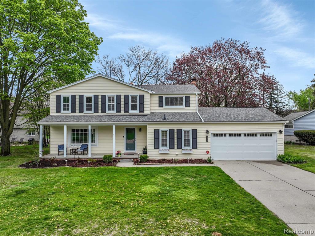 601 LAKE FOREST Road, Rochester Hills, MI 48309 — Photo 2