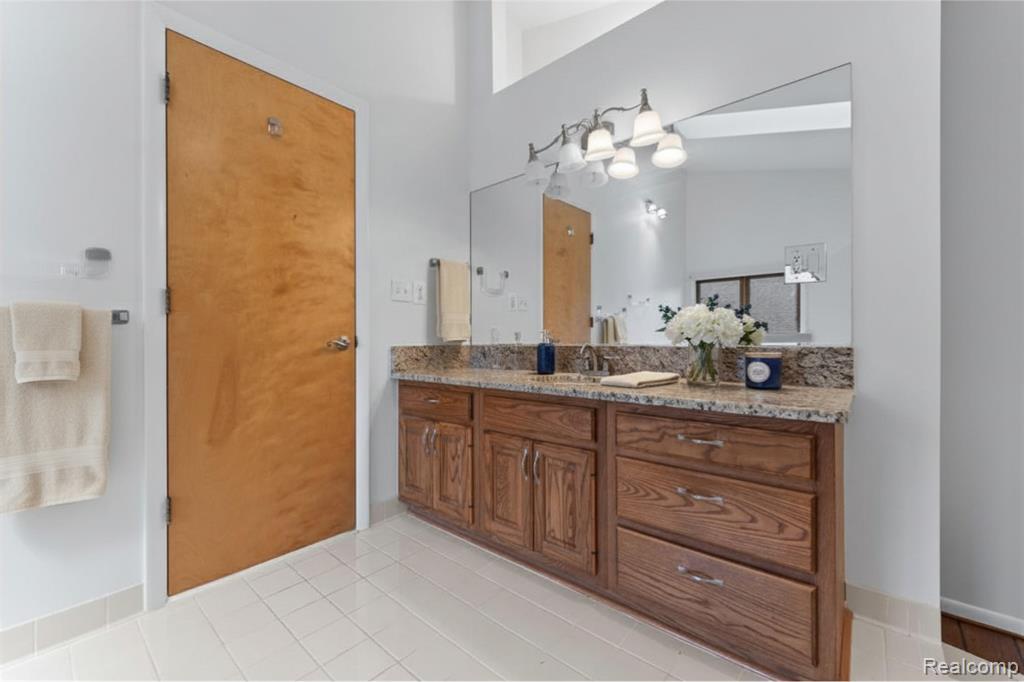 6628 Longworth Drive, Waterford, MI — Photo 17