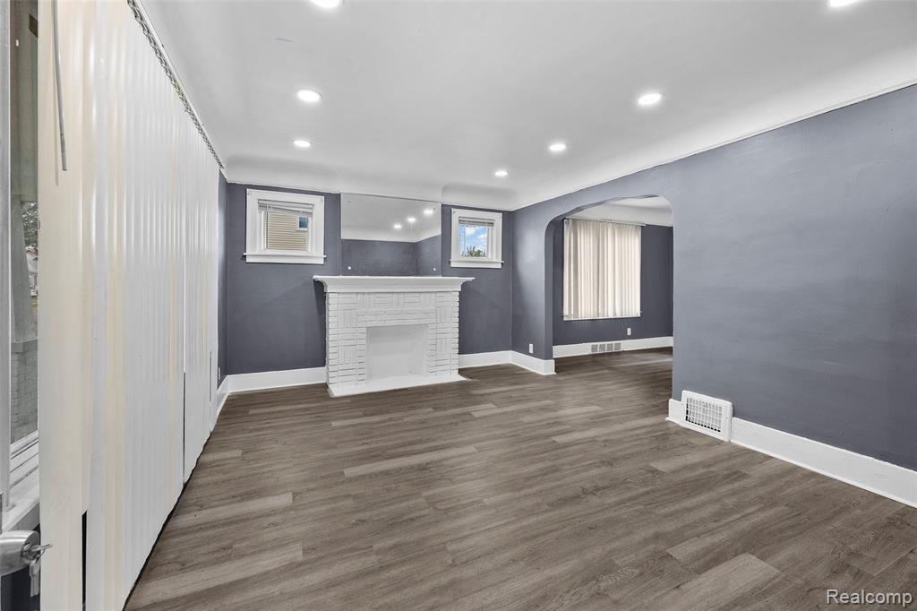 6406 Payne Avenue, Dearborn, MI 48126 — Photo 6