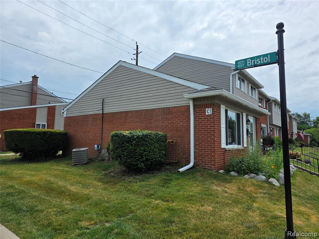 8066 Coventry Street, Westland, MI — Photo 2