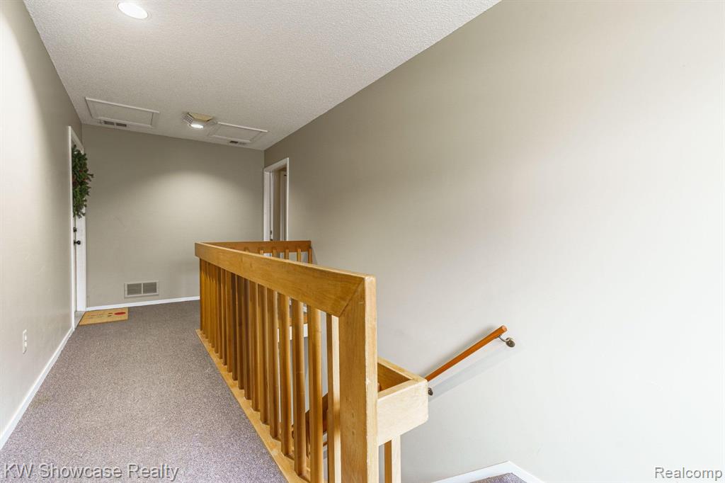 4980 OAK HILL Drive, 66, Waterford, MI 48329 — Photo 6
