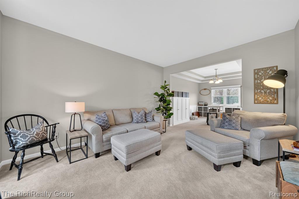2227 Pine Bluffs Court, Highland, MI — Photo 5