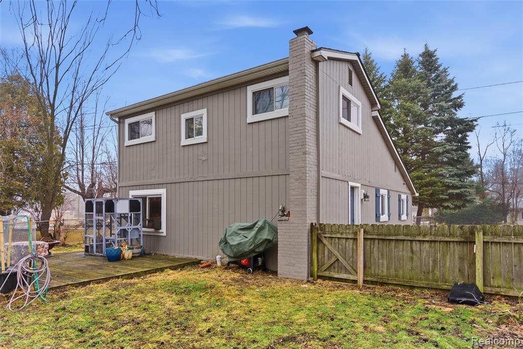 875 Scott Lake Road, Waterford, MI 48328 — Photo 30