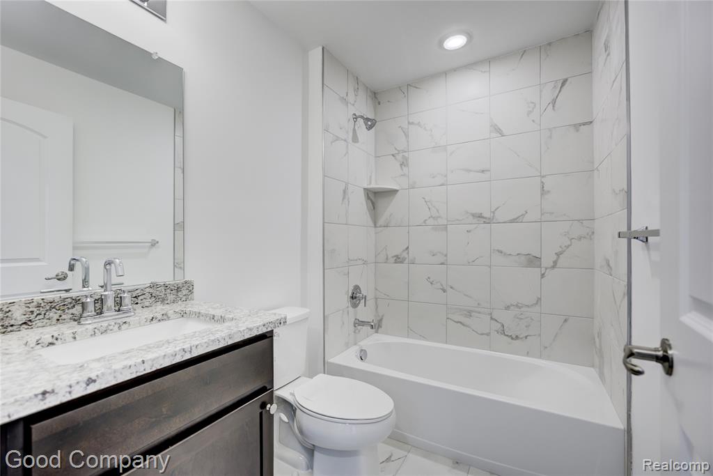 4849 Ludlow Lane, Troy, MI 48085 — Photo 36