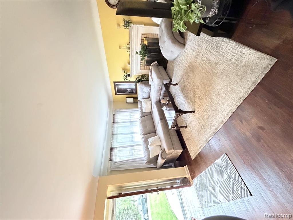 701 Algonquin Avenue, Flint, MI 48507 — Photo 3