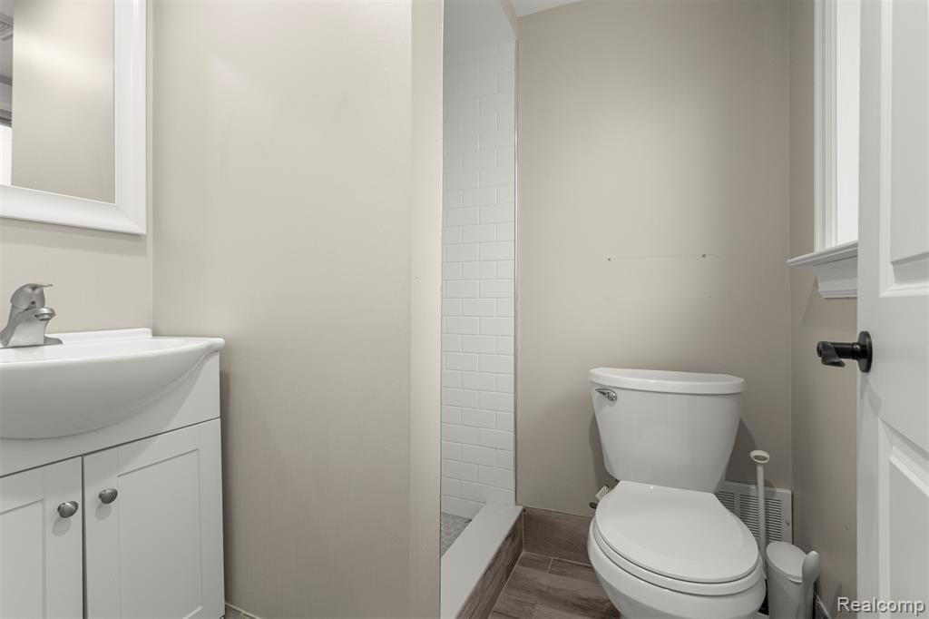 41925 South Drive, Canton, MI 48188 — Photo 28