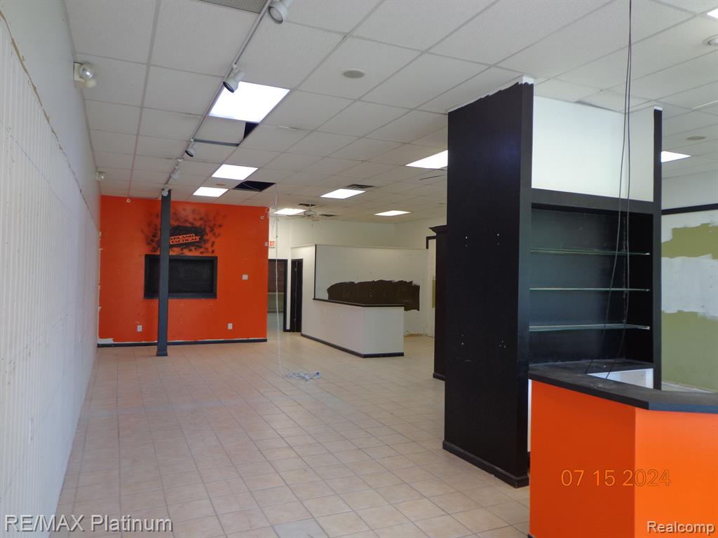 1818 N OLD US 23, Howell, MI 48843 — Photo 12