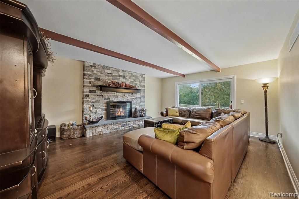 6940 Wing Lake Road, Bloomfield, MI 48301 — Photo 13