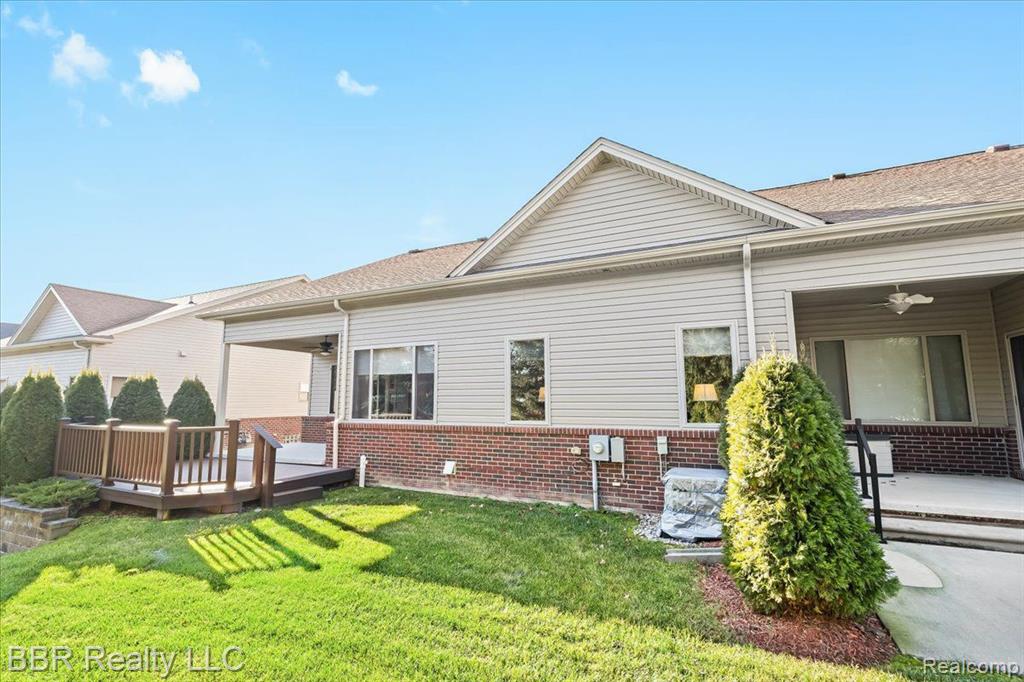 5933 PURPLE MARTIN Drive, South Rockwood, MI — Photo 24