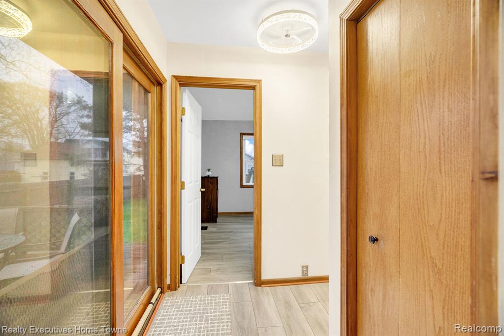 1830 Gillett Street, Port Huron, MI 48060 — Photo 20
