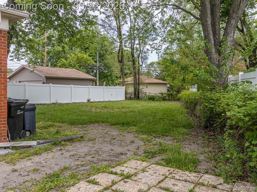 8501 Allen Road, Allen Park, MI 48101 — Photo 27