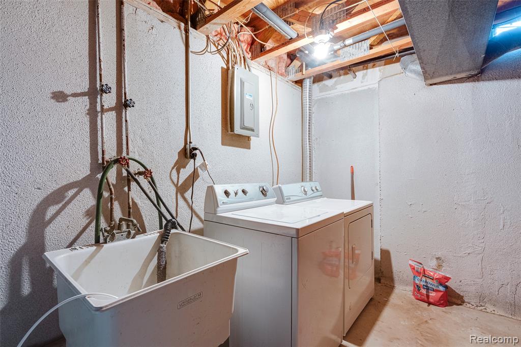 23404 N Rockledge, Novi, MI — Photo 21
