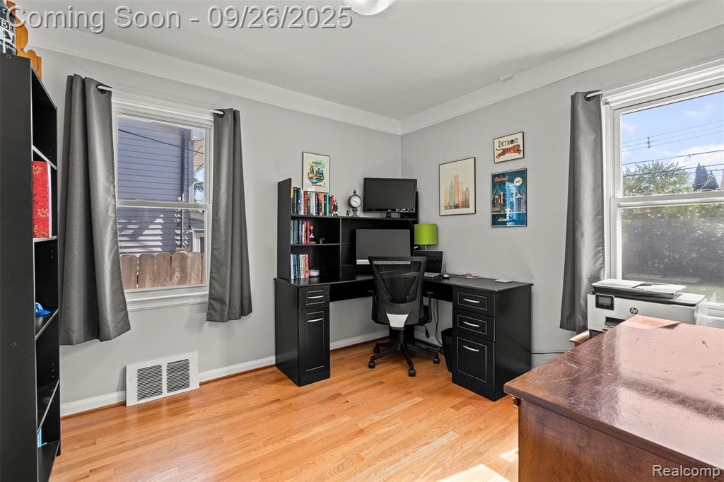 512 Marlin Avenue, Royal Oak, MI 48067 — Photo 11