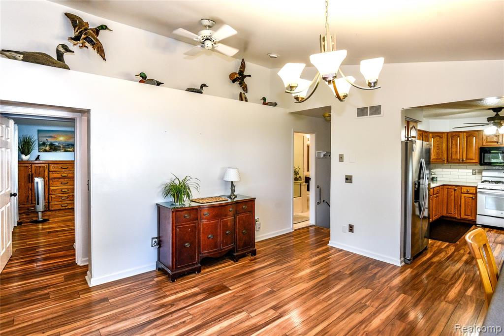 47940 Mallard Drive, Chesterfield, MI 48047 — Photo 39