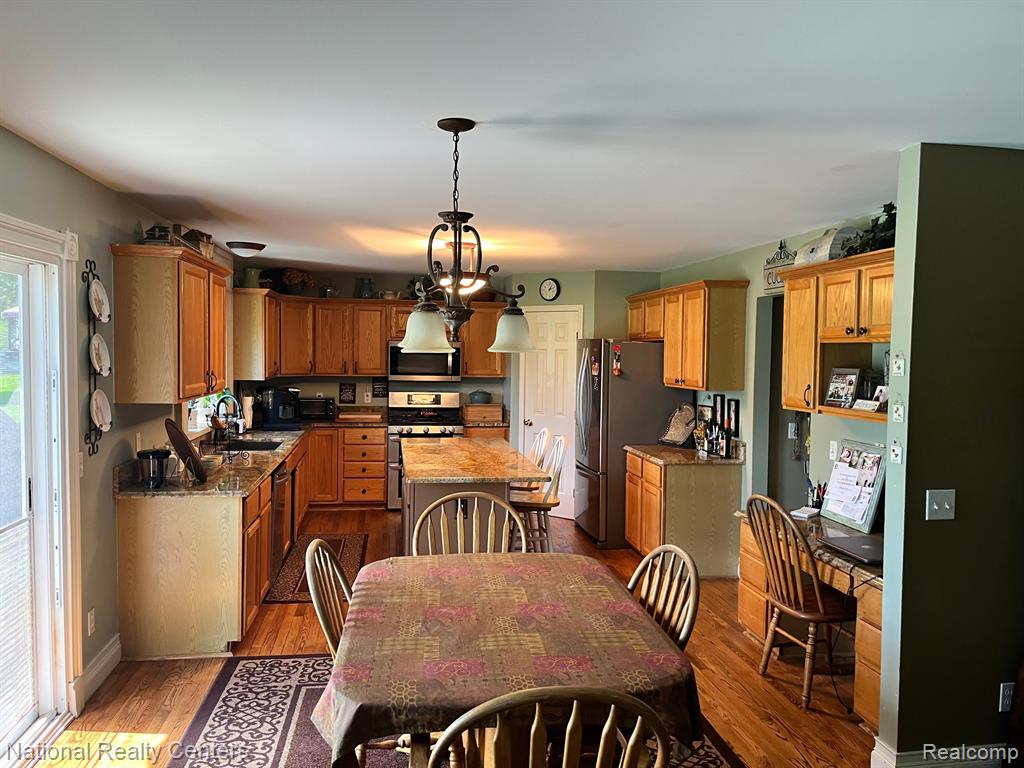 4952 STILLMEADOW Drive, Howell, MI 48843 — Photo 13
