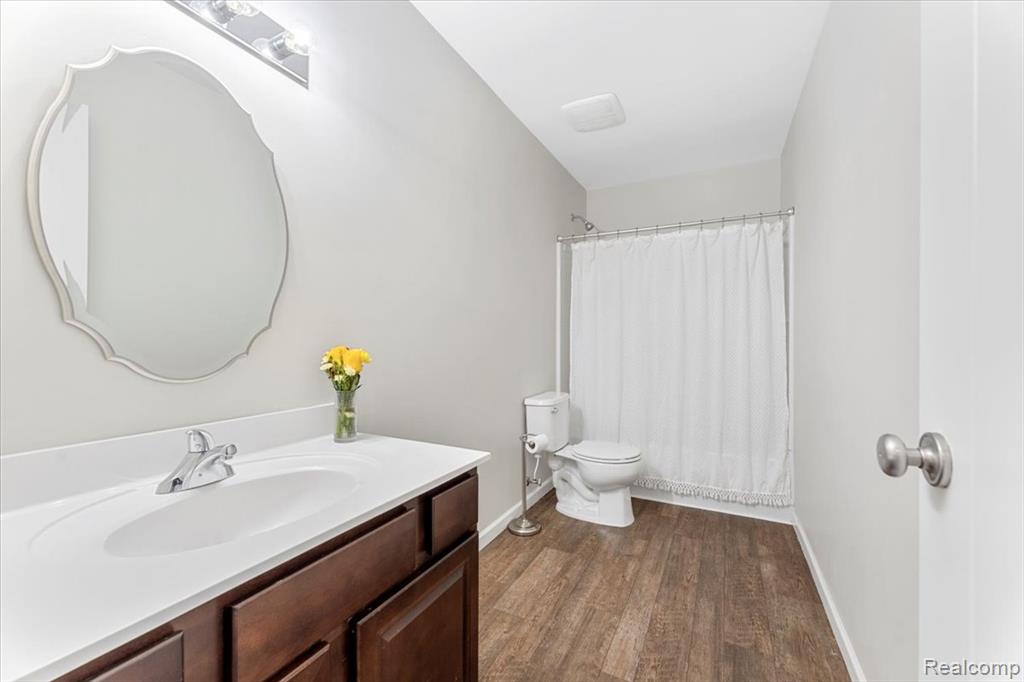 9357 Neumann Circle, Ypsilanti, MI 48197 — Photo 20