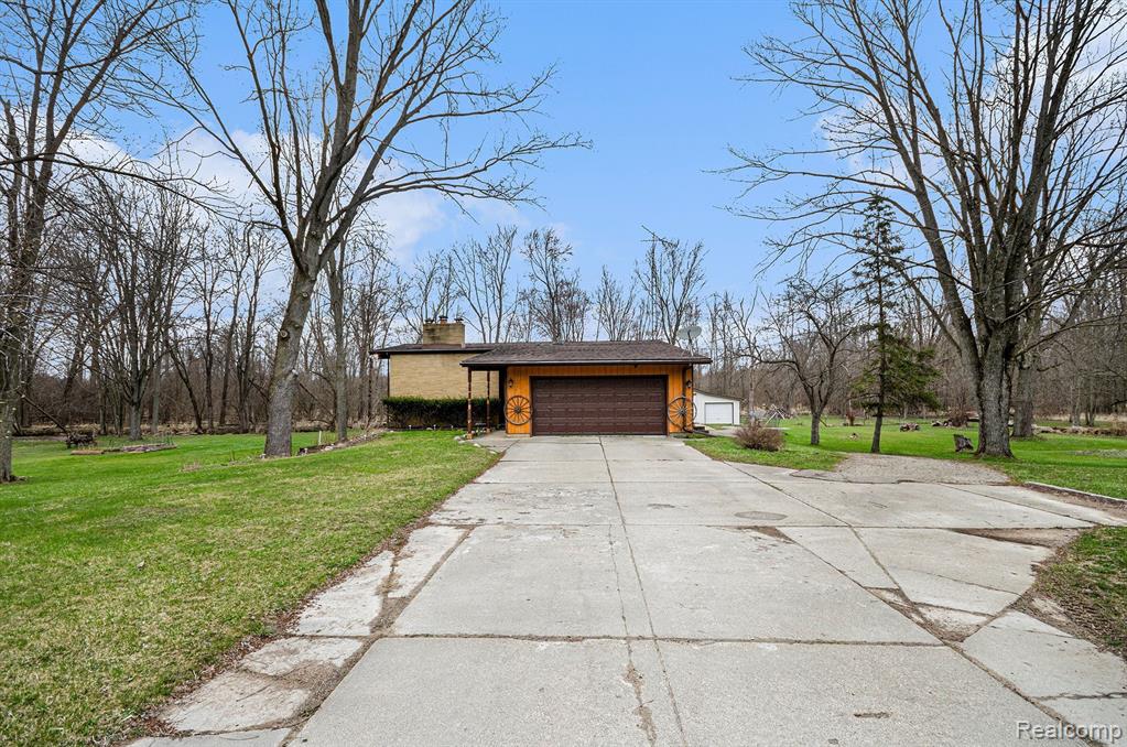 8297 Jordan Road, Grand Blanc, MI 48439 — Photo 4