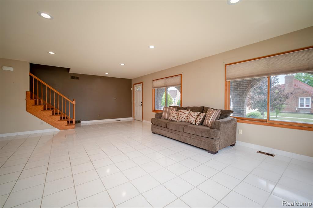 5401 Ternes Street, Dearborn, MI 48126 — Photo 3