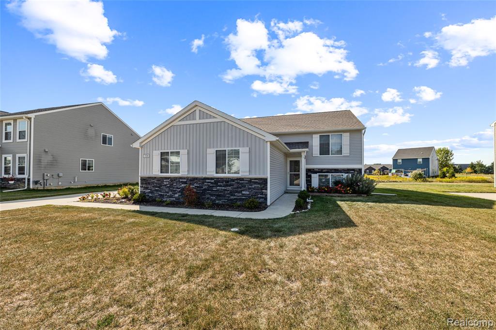 7158 Primrose Lane, Grand Blanc, MI 48439 — Photo 3