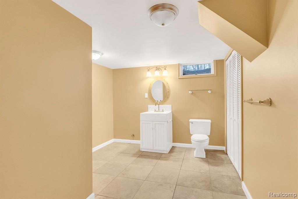 5287 MAITLAND Road, Clyde, MI 48049 — Photo 35
