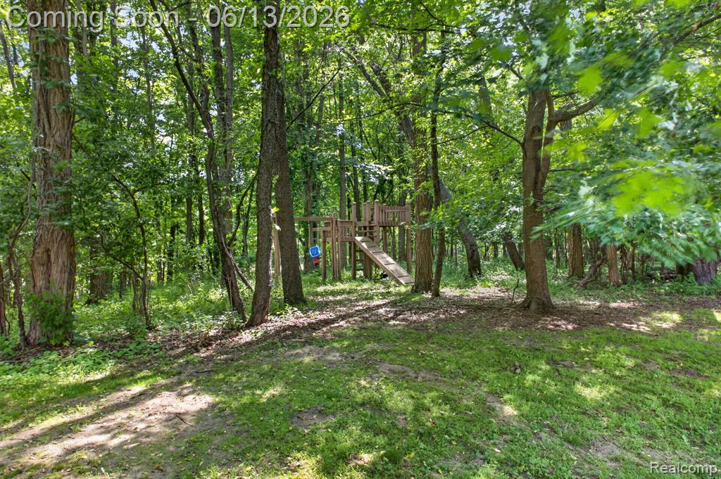 9961 Cross Creek Drive, South Lyon, MI 48178 — Photo 94