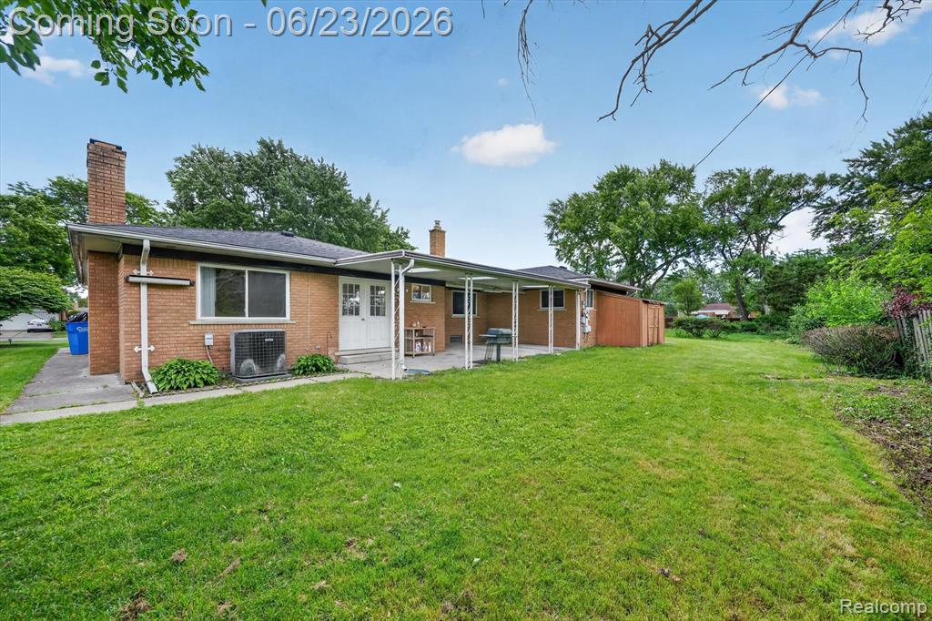 29101 Campbell Drive, Warren, MI 48093 — Photo 32