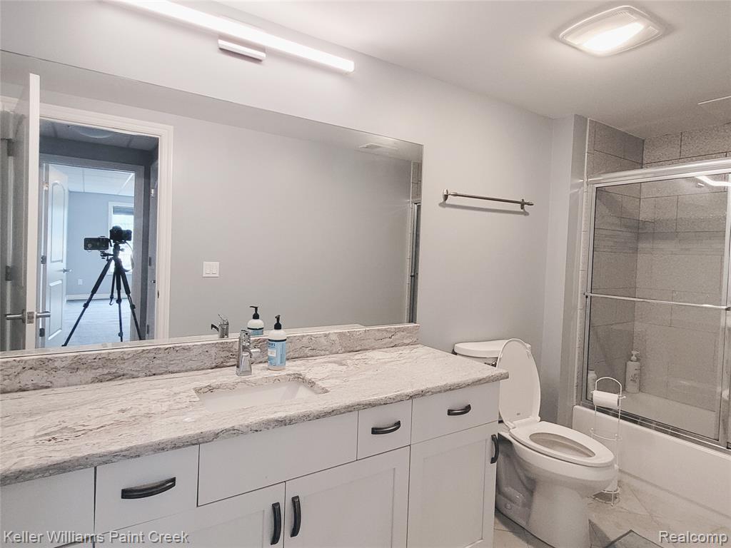 5612 Knob Hill Circle, Clarkston, MI 48348 — Photo 30