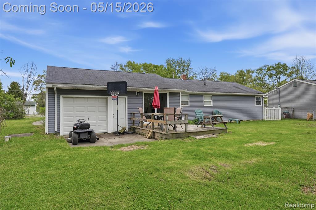 6141 Sandy Lane N, Burton, MI 48519 — Photo 23
