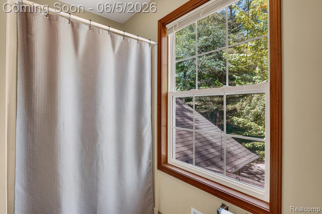 15129 Locust Grove Drive, Byron, MI 48418 — Photo 28