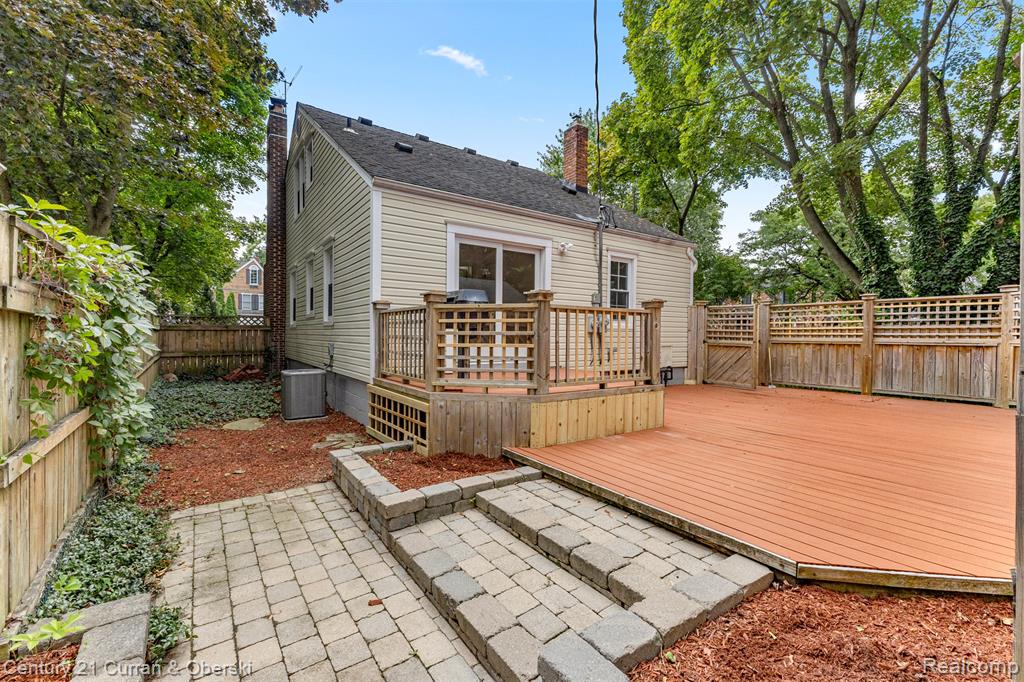 594 Hartsough Street, Plymouth, MI 48170 — Photo 42