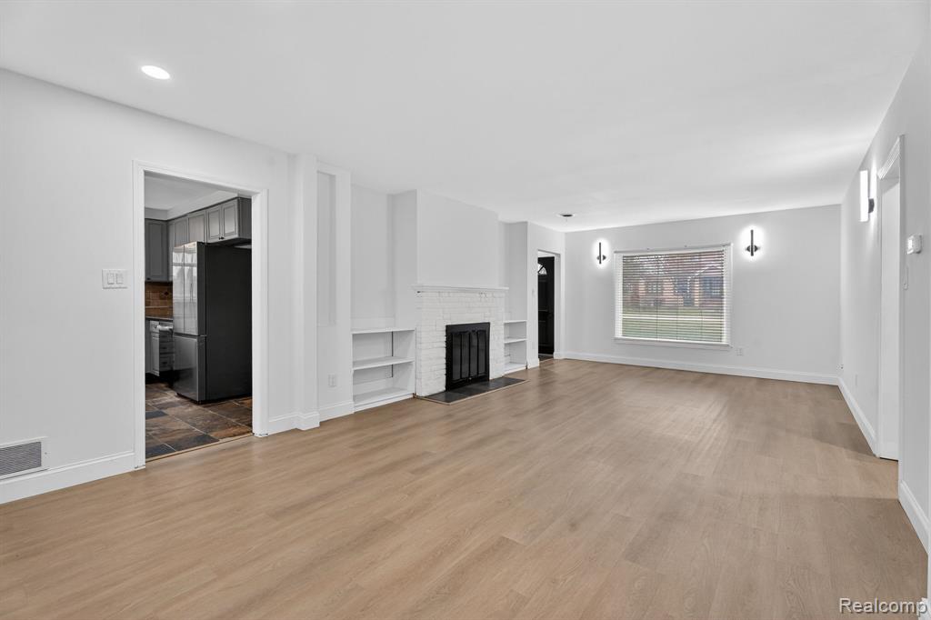 428 Girard Avenue, Royal Oak, MI 48073 — Photo 12