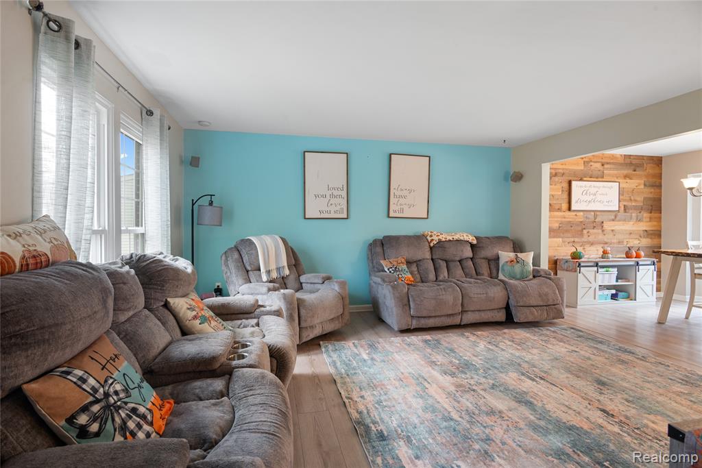 40341 Worthington Court, Canton, MI 48188 — Photo 4