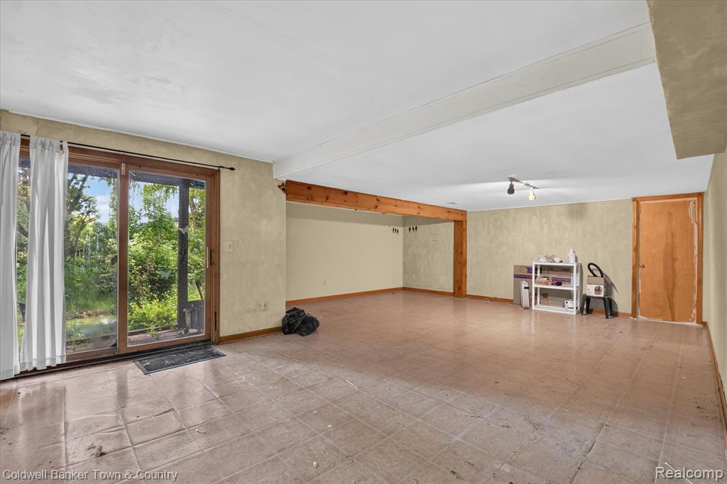 6656 Snowshoe Lane, Brighton, MI 48116 — Photo 36