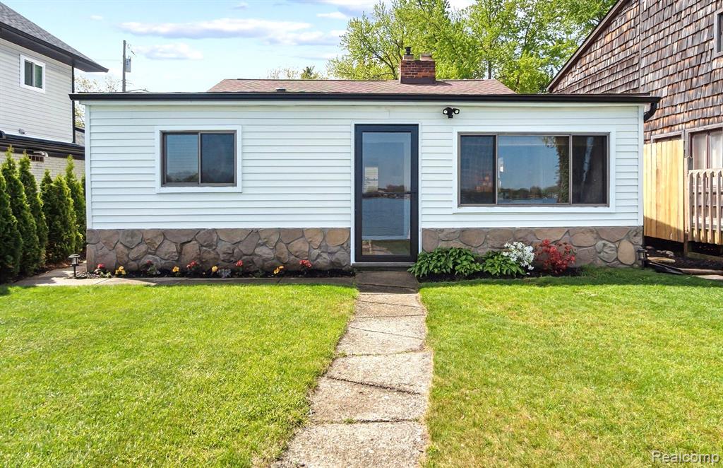 5096 DURNHAM Drive, Waterford, MI 48327 — Photo 28
