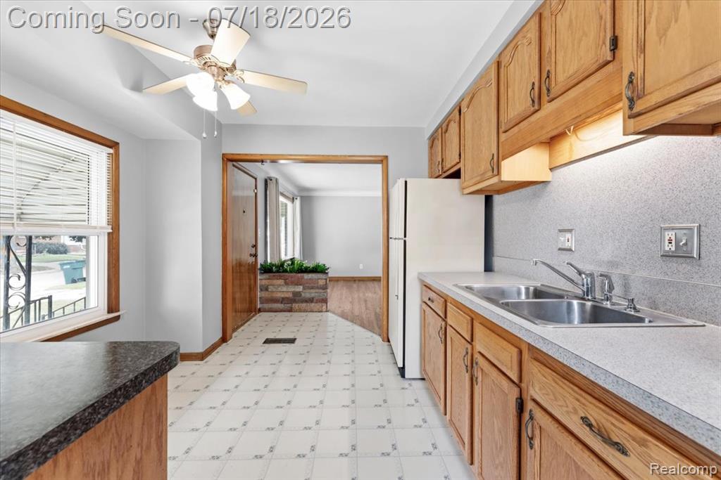 4191 Duplex Avenue N, Lincoln Park, MI 48146 — Photo 9