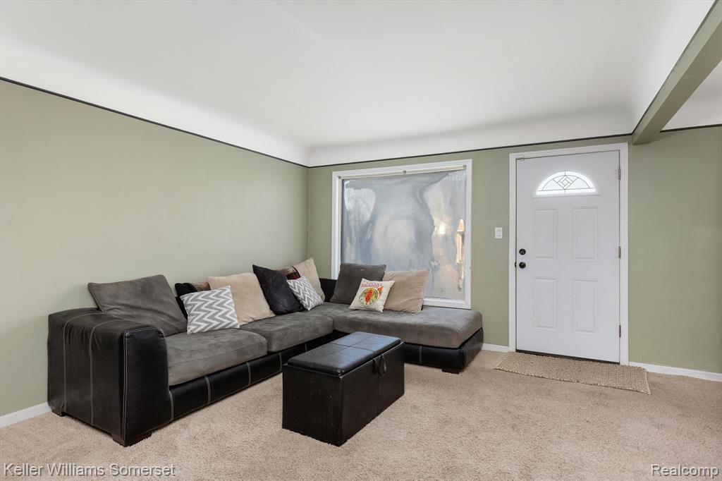 863 MAYFLOWER Avenue, Lincoln Park, MI 48146 — Photo 5