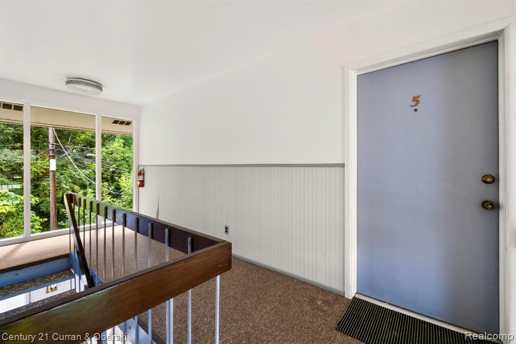 500 Ford Street, B5, Plymouth, MI 48170 — Photo 3