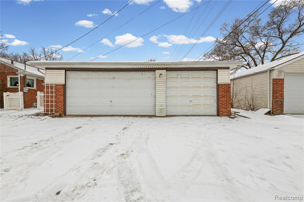1069 Chippewa Street, Mount Clemens, MI 48043 — Photo 30