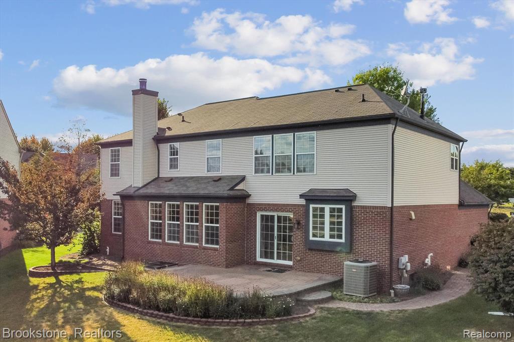 49422 BROOKLYN, Shelby Twp, MI 48317 — Photo 3