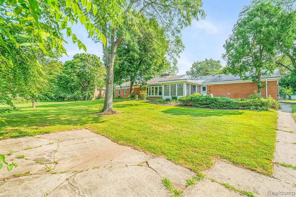 8825 N BECK Road, Plymouth, MI 48170 — Photo 7