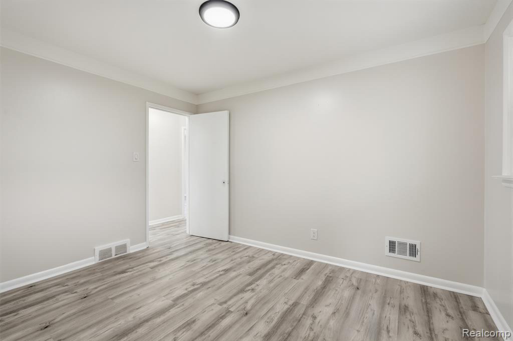 28961 Grandview Street, Inkster, MI 48141 — Photo 17