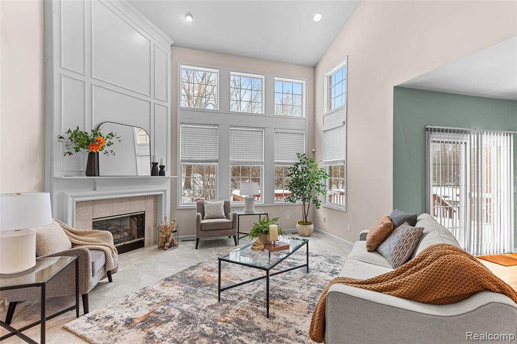 7567 WINDGATE Circle, West Bloomfield, MI 48323 — Photo 10