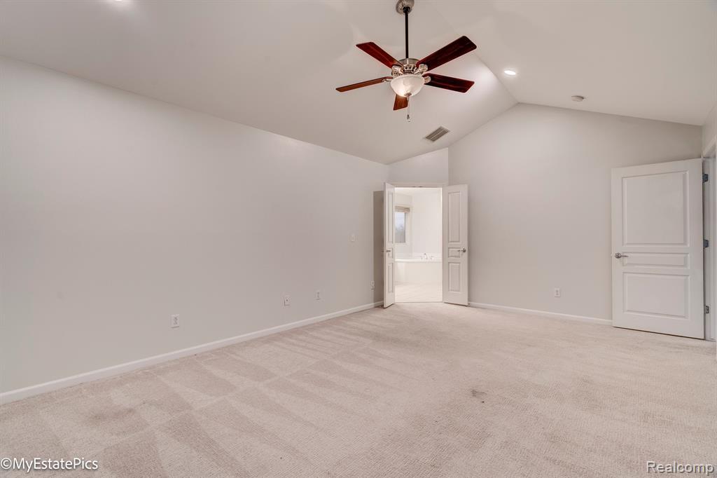 45101 BARTLETT Drive, Novi, MI — Photo 40