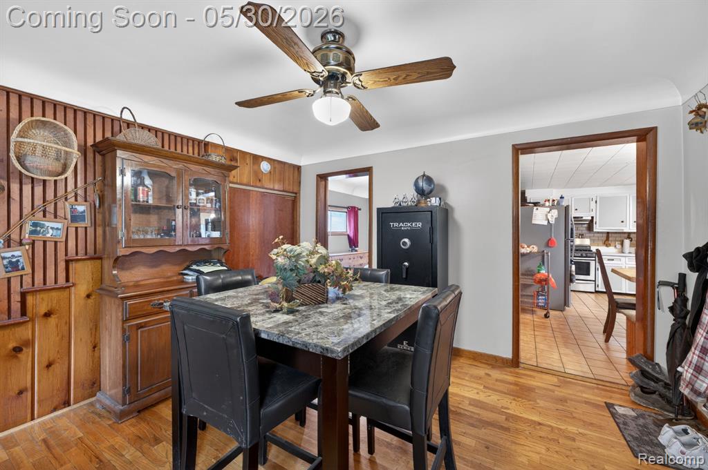 304 W Ridge Street, Owosso, MI 48867 — Photo 12